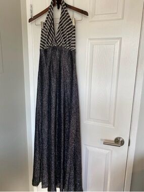 Vintage 1970s  Disco Queen Pinup Halter Maxi Dress